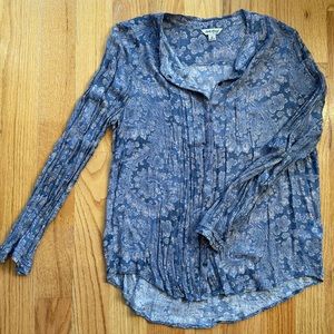 Lucky Brand Blue Paisley Long Sleeve Flowy Button Down with pleats Sz Medium